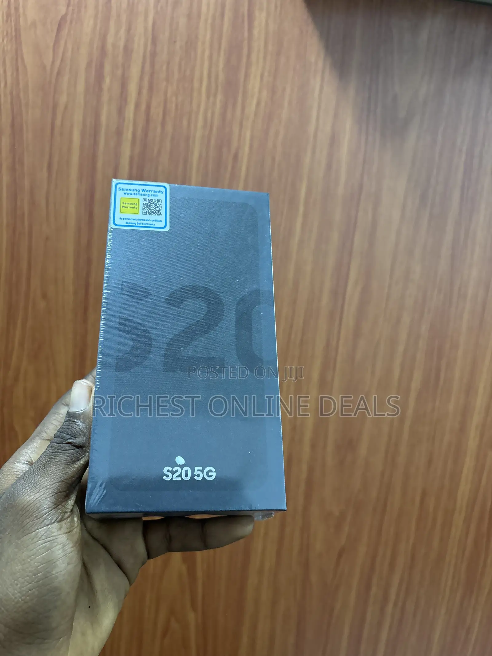 New Samsung Galaxy S20 128 GB Blue