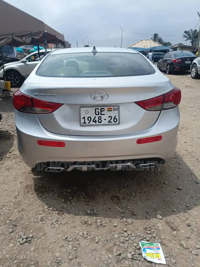 Hyundai Elantra 2014 Silver