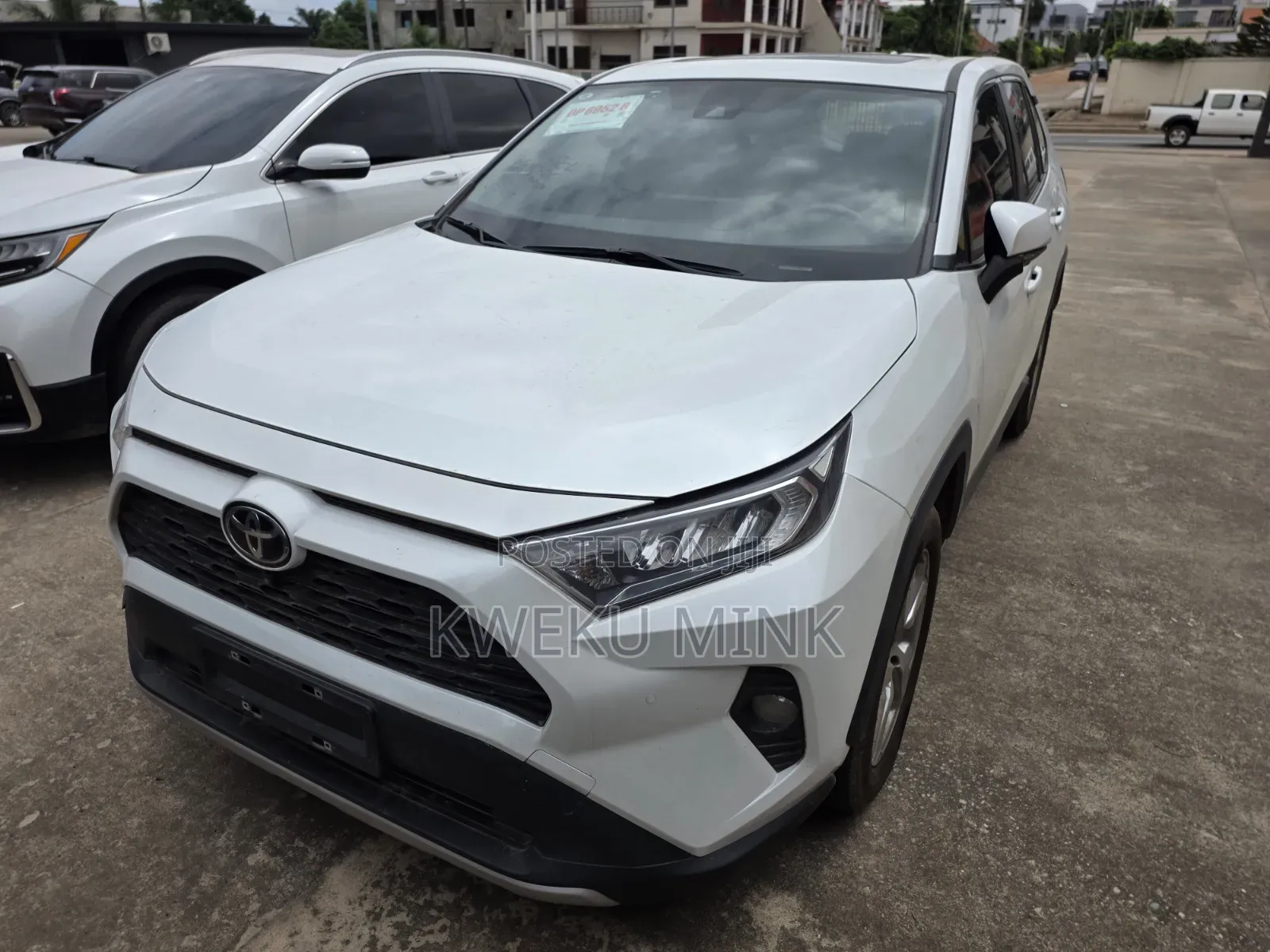 Toyota RAV4 2023 White