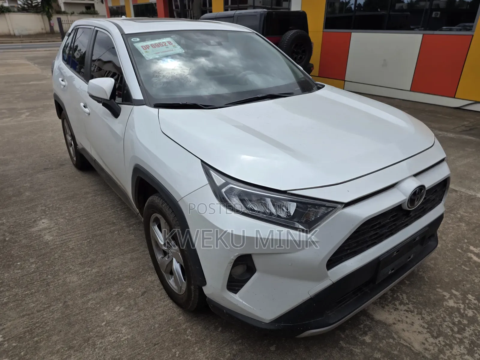 Toyota RAV4 2023 White