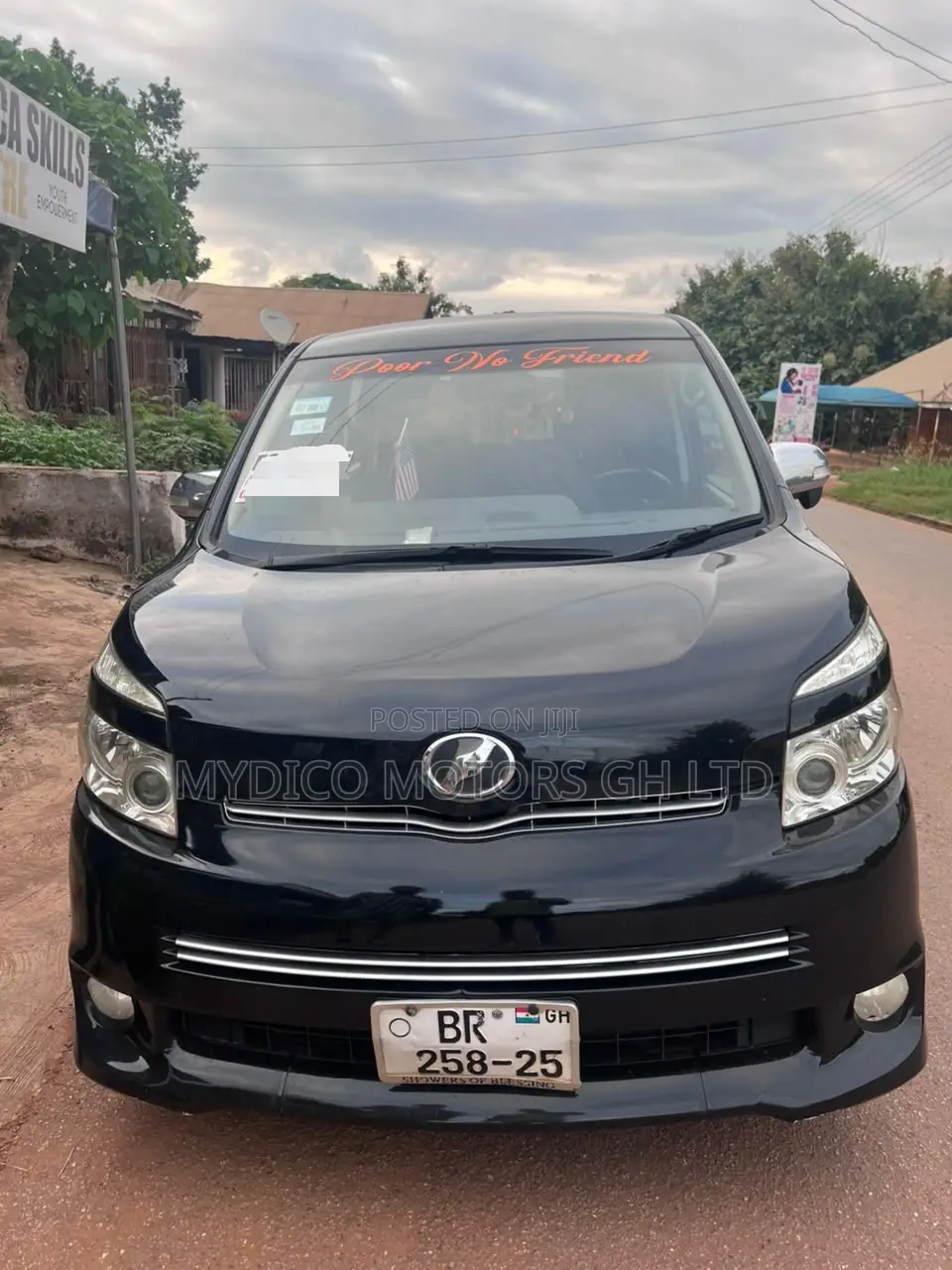 Toyota Voxy V 2WD 8-Seater 2012 Black