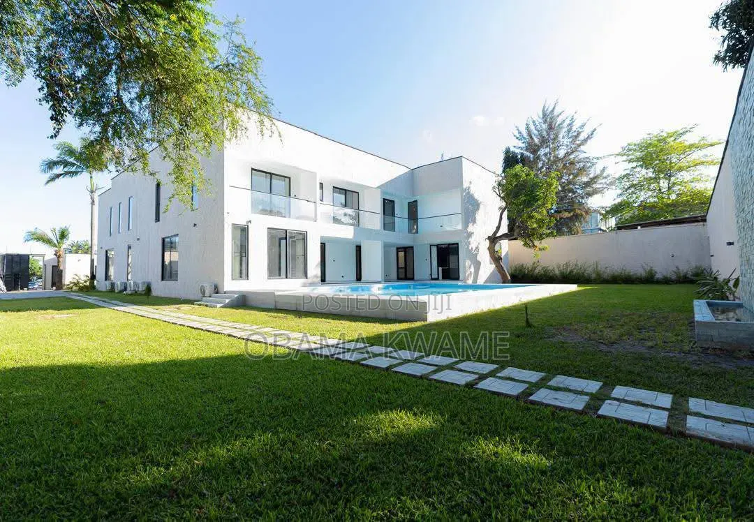 12bdrm Mansion in Laryea Homes, US Embassy Area for sale