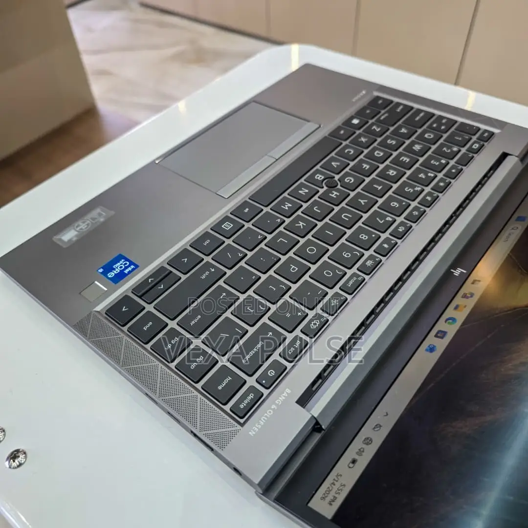 Laptop HP ZBook Firefly G8 16GB Intel Core i5 SSD 256GB