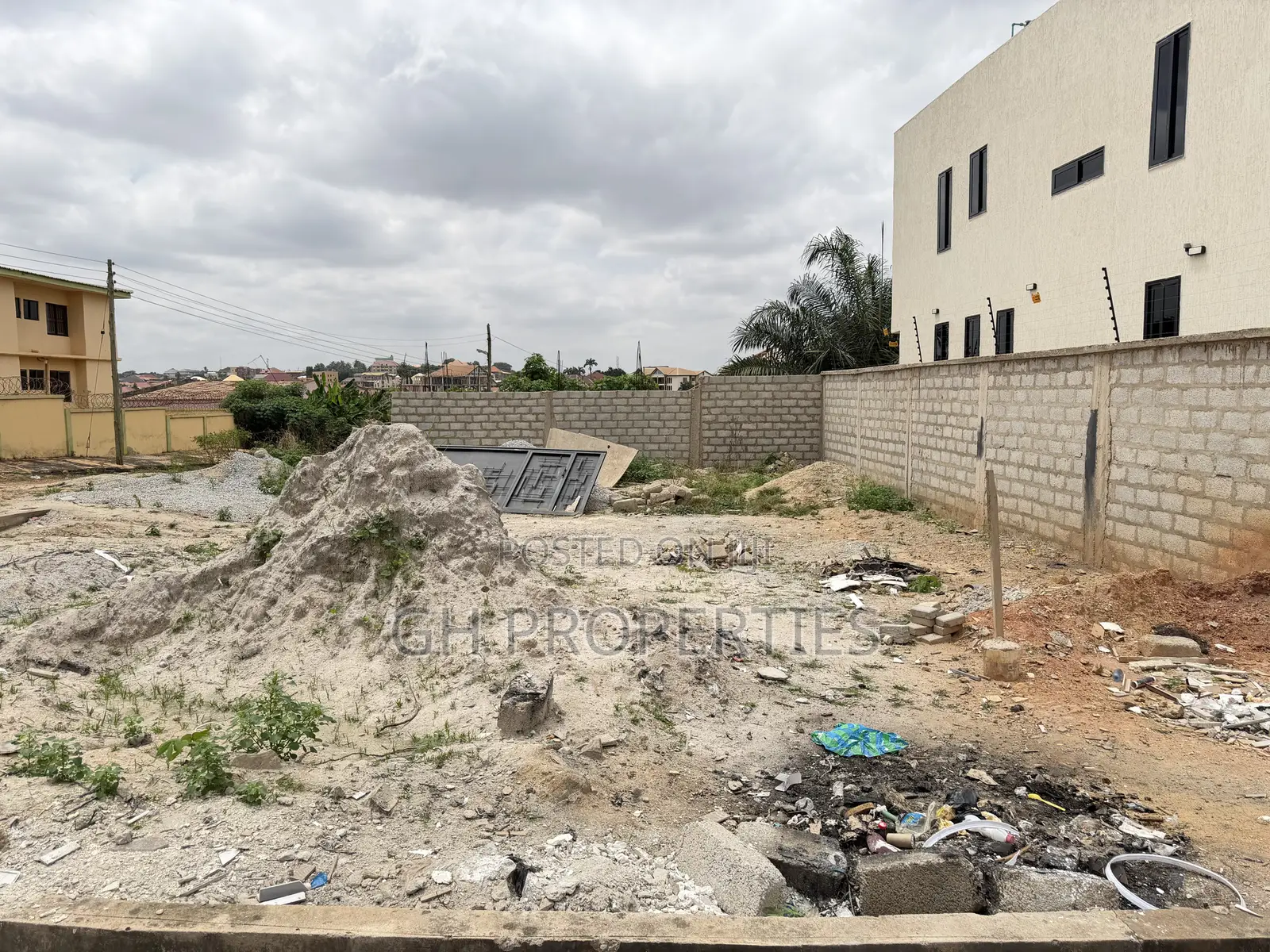 Half Plot for Sale at Santasi,Atasemanso.