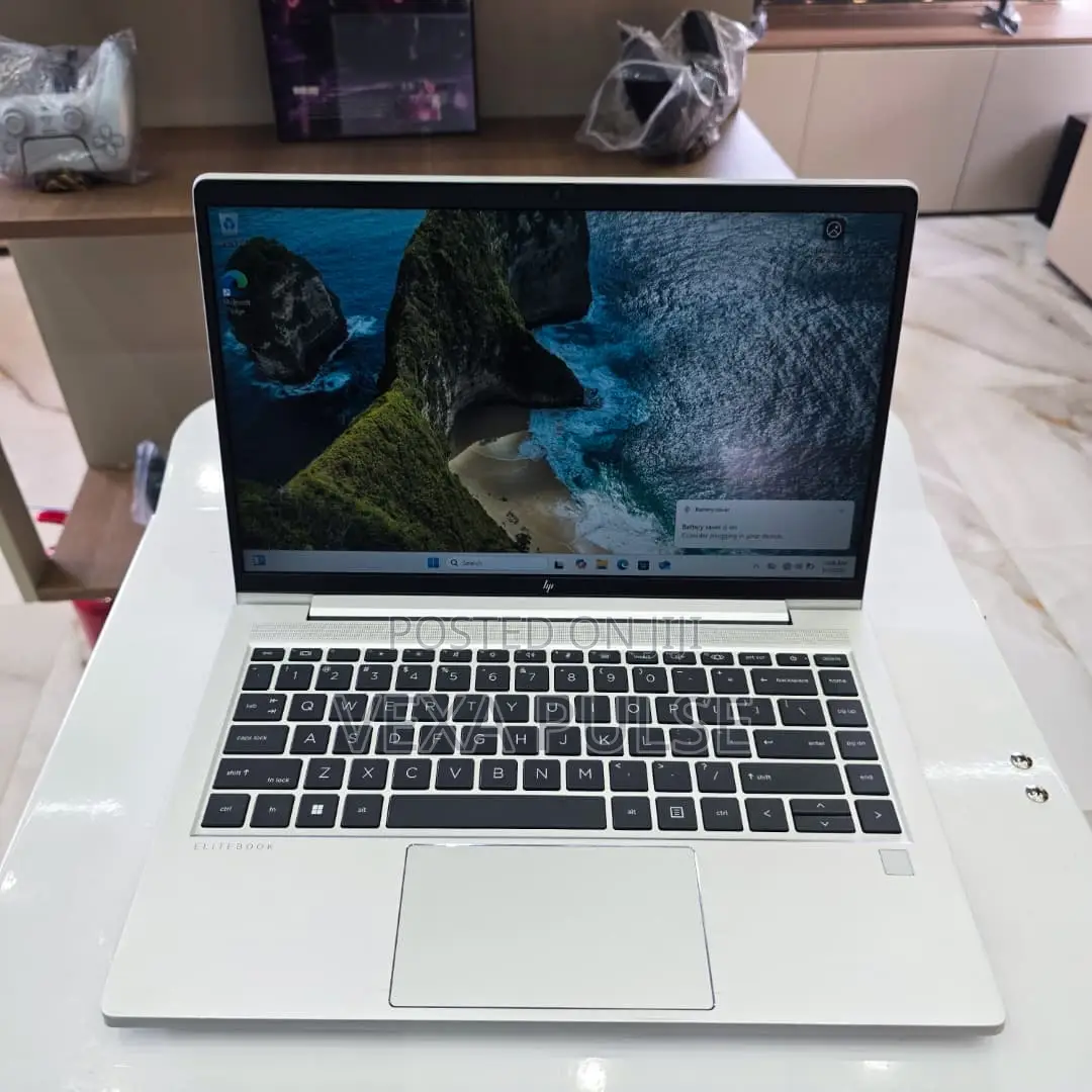Laptop HP EliteBook 640 G10 32GB AMD Ryzen 7 SSD 1T