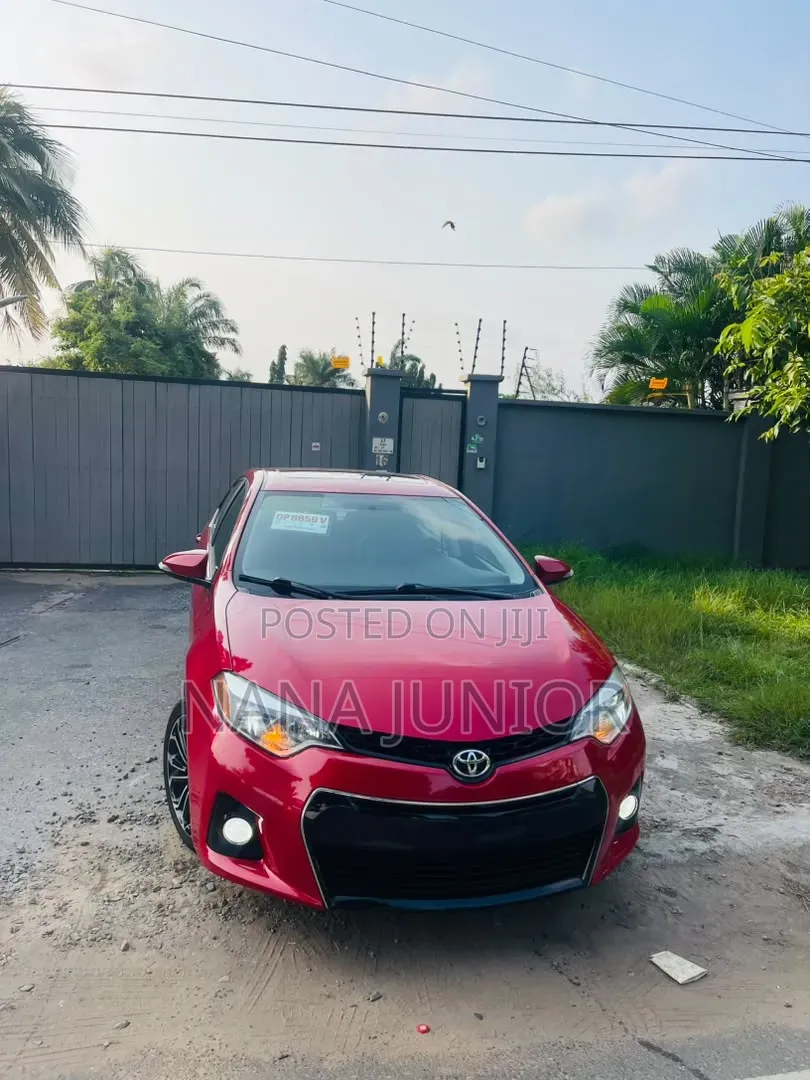Toyota Corolla 2016 Red