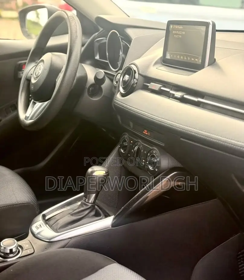 Toyota Yaris iA 1.5 FWD 2016 Red