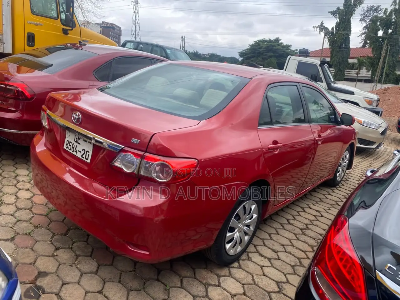 Toyota Corolla LE 4dr Sedan (1.8L 4cyl 4A) 2013 Red