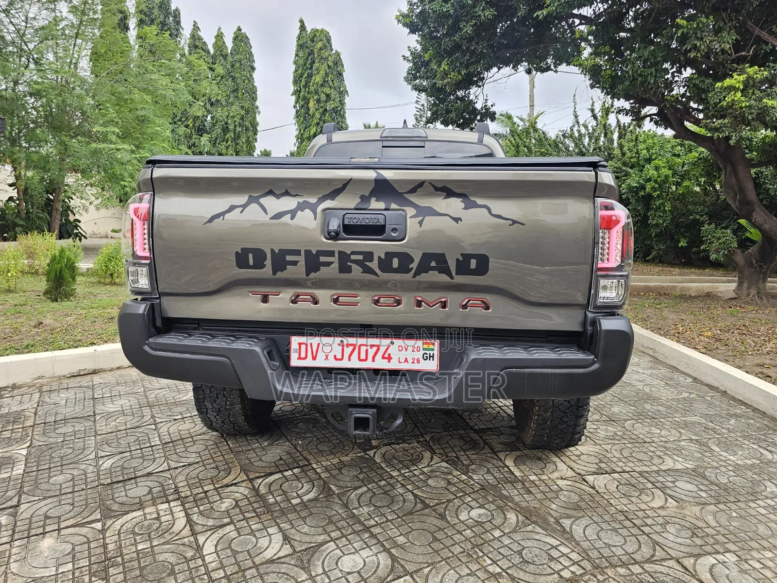 Toyota Tacoma 2019 Green