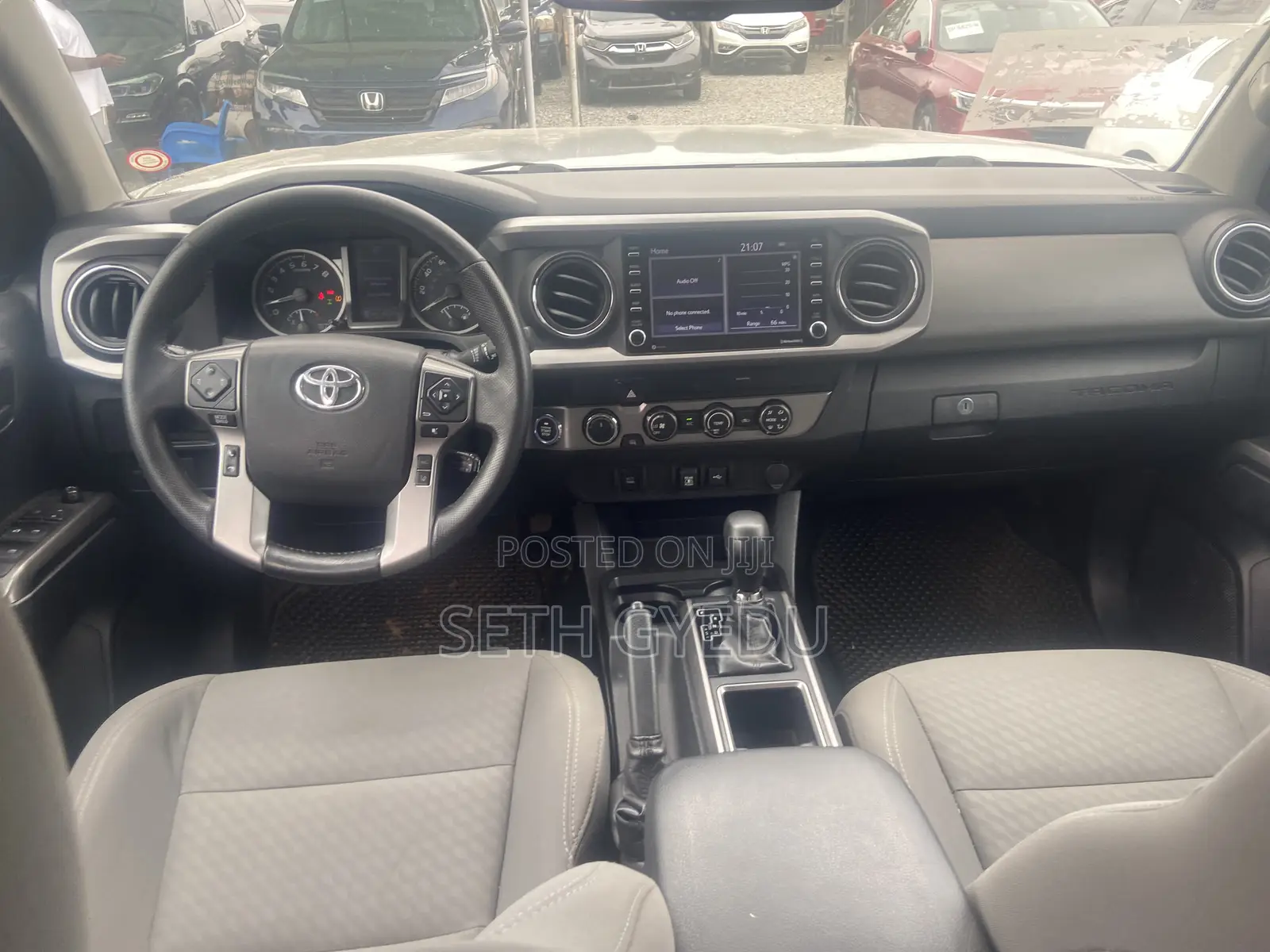 Toyota Tacoma 2018 Silver
