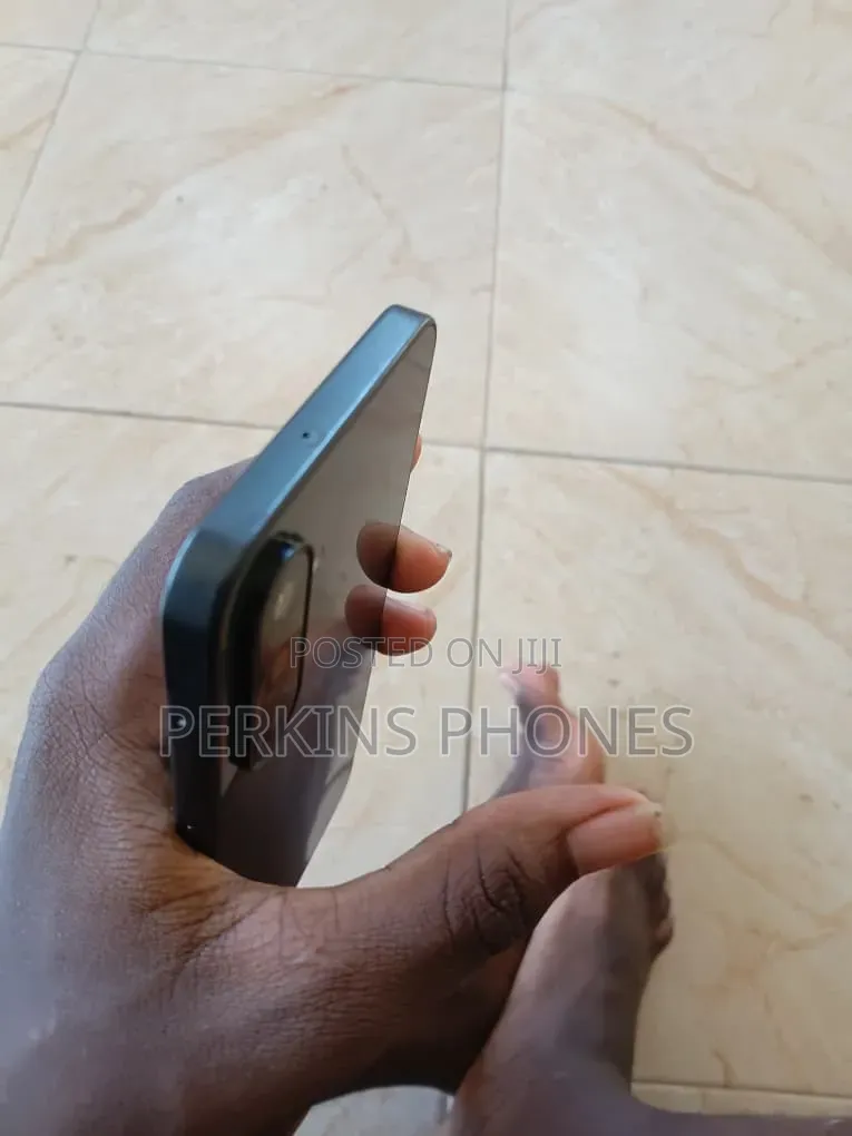 New Samsung Galaxy A17 128 GB Gray
