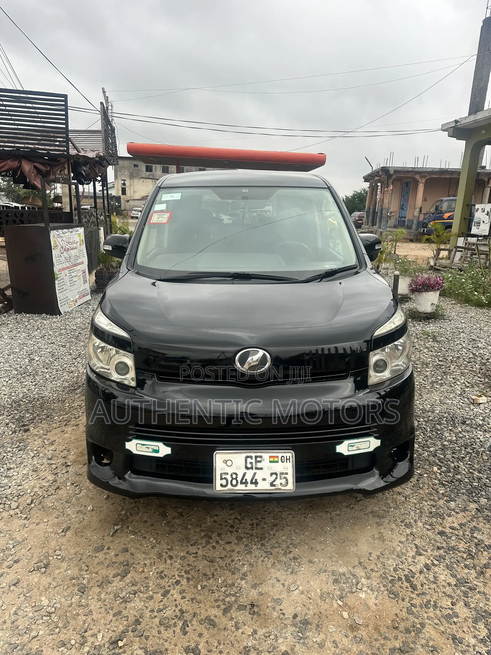 Toyota Voxy 2011 Black