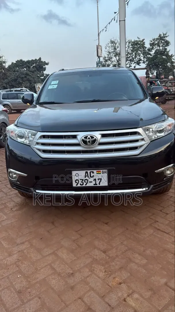 Toyota Highlander 2012 Black