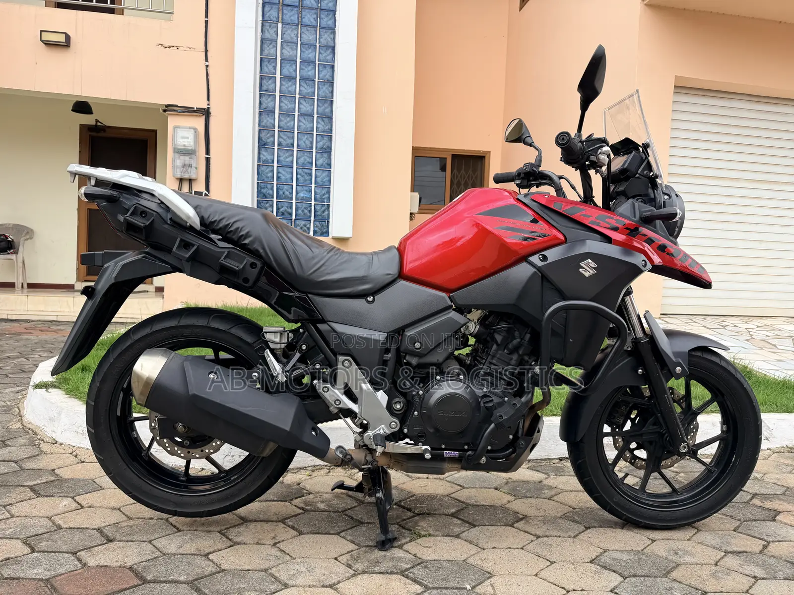 Suzuki V-Strom 2020 Red