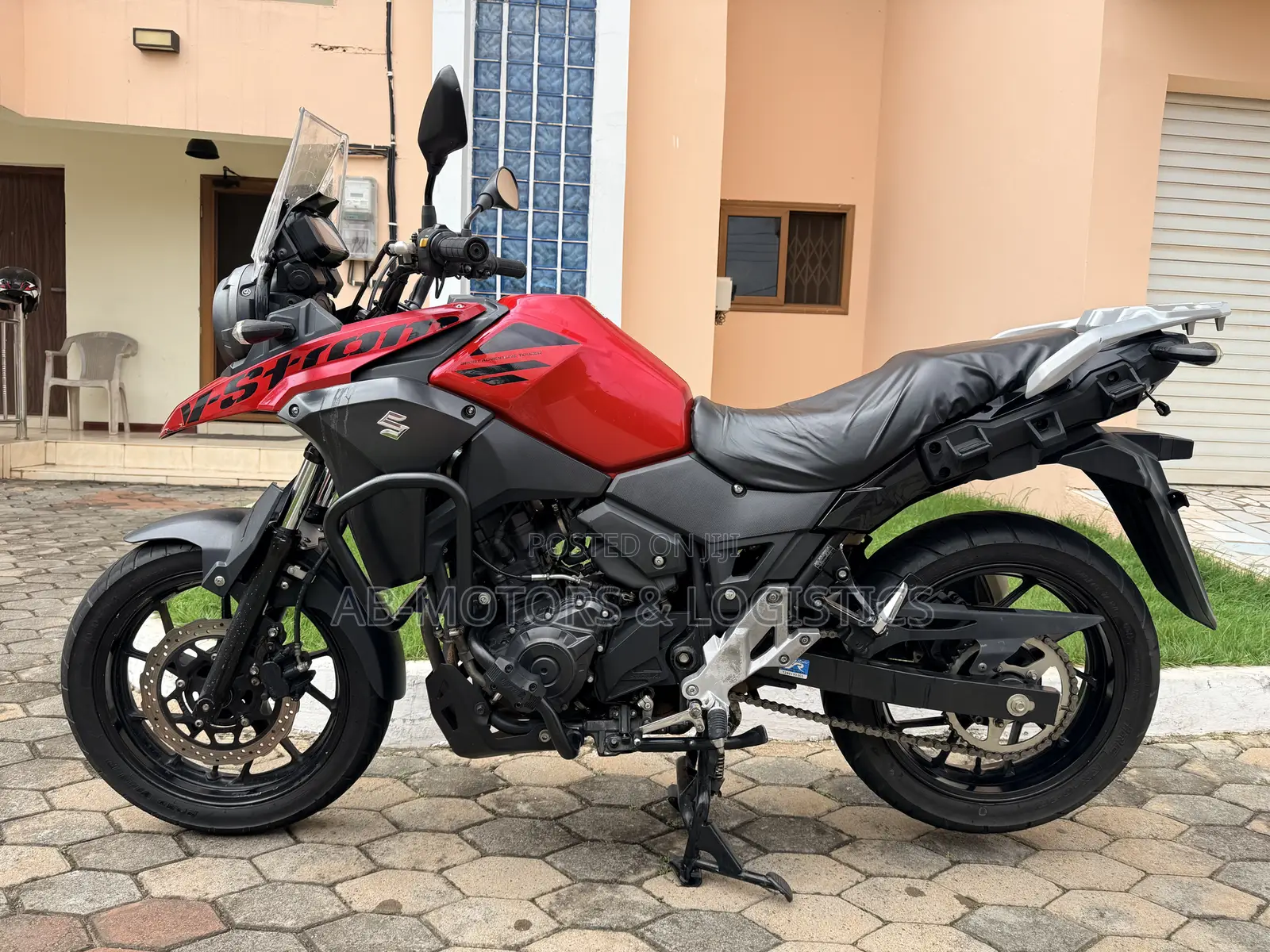 Suzuki V-Strom 2020 Red