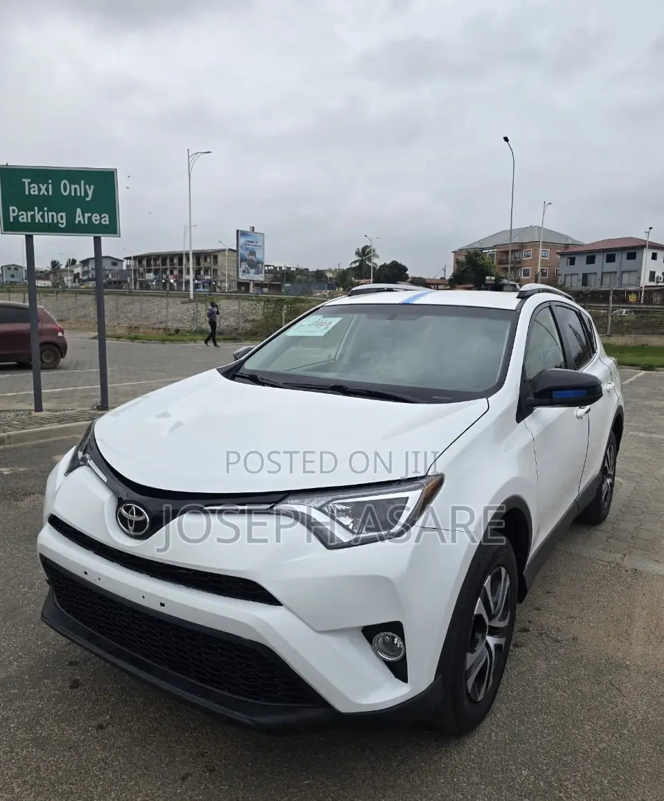 Toyota RAV4 2018 White