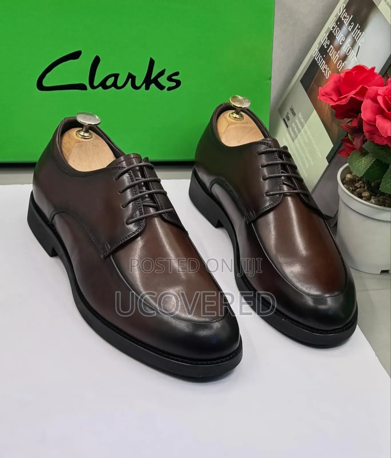 Clarks Men's Black Leather Derby Executive Shoes