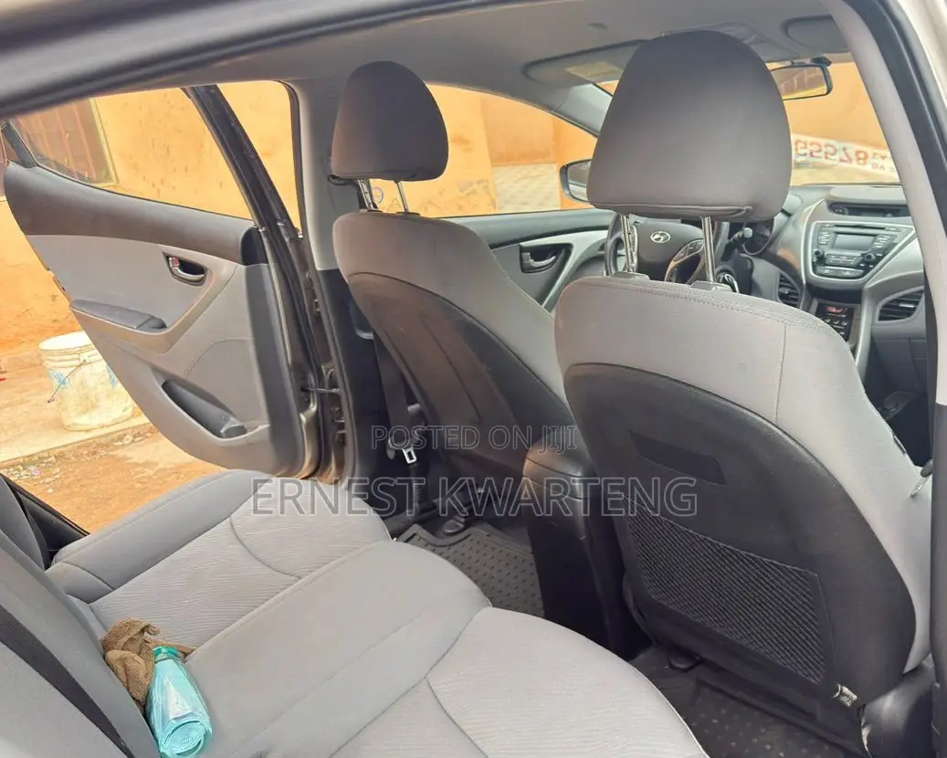 Hyundai Elantra 2013 Silver