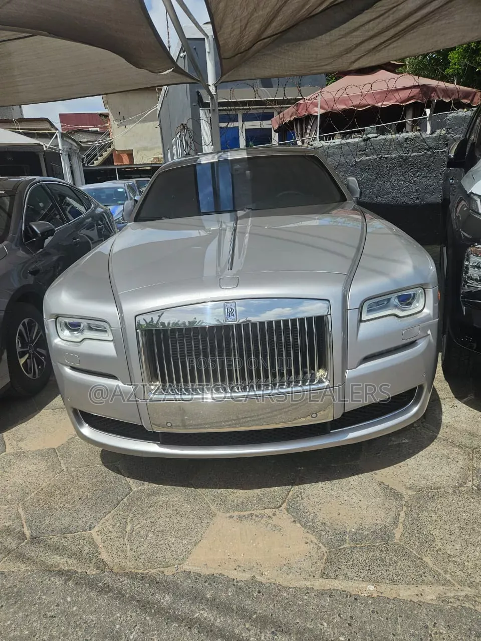 Rolls-Royce Ghost Base EWB 2017 Silver
