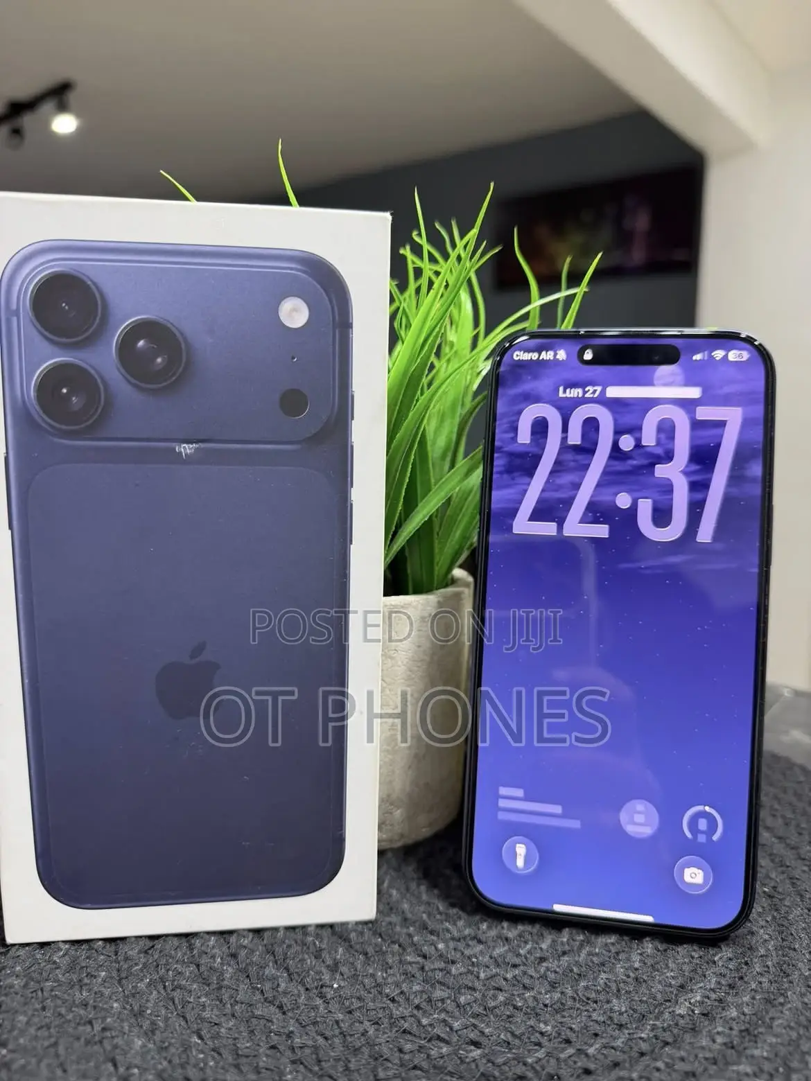 New Apple iPhone 17 Pro Max 256 GB Blue