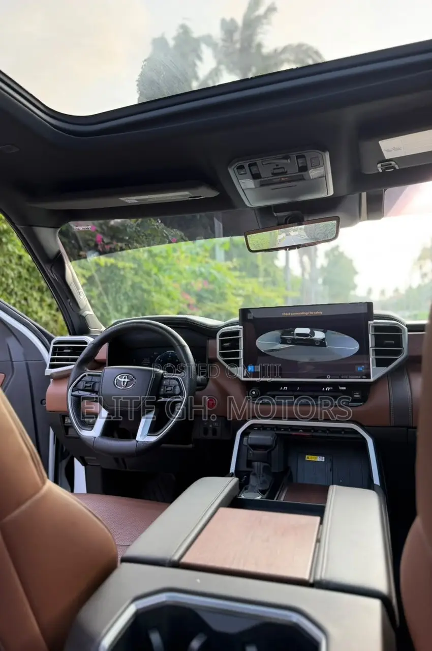 Toyota Tundra 1794 Edition CrewMax 5.5' Bed 2023 White