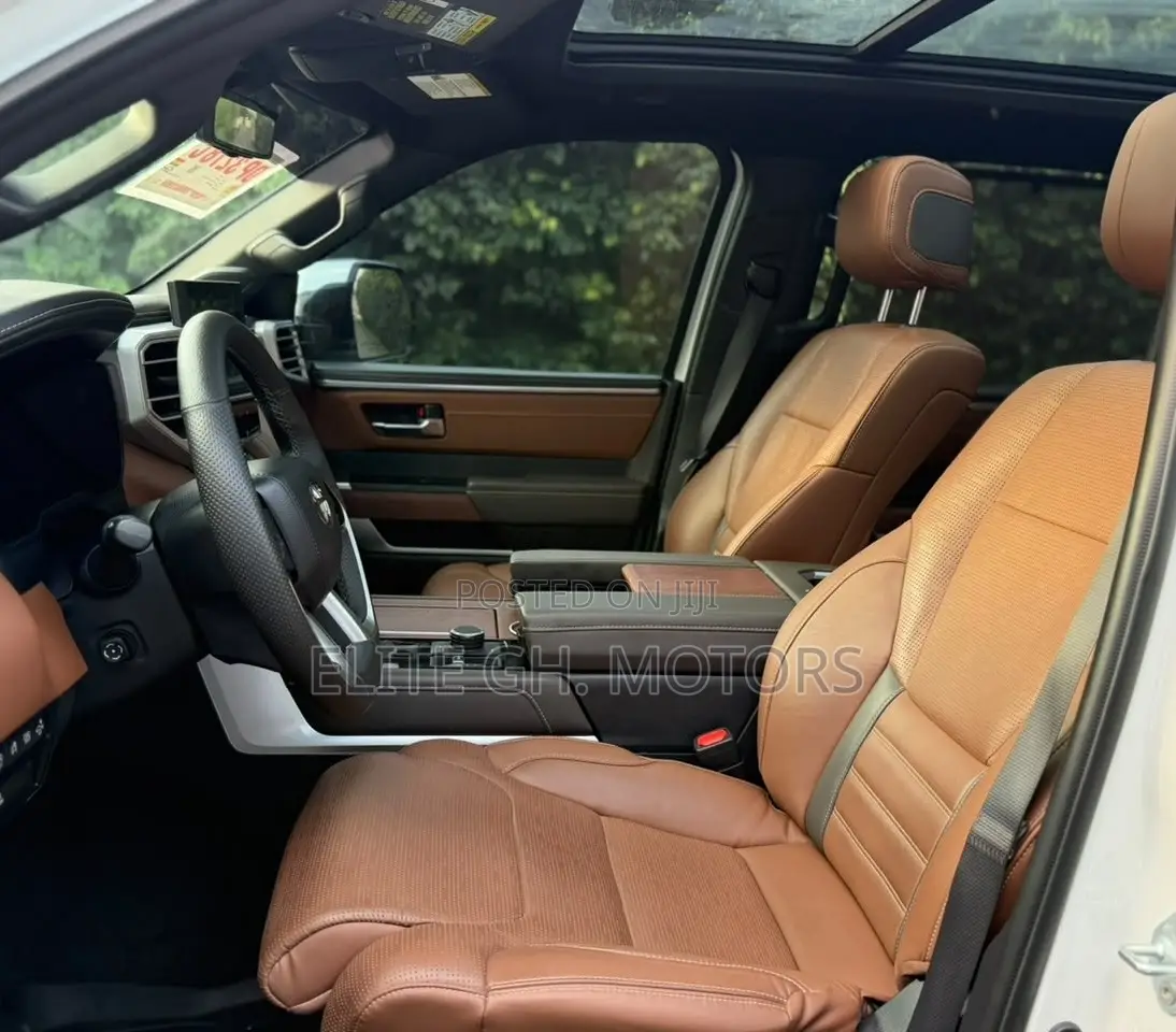 Toyota Tundra 1794 Edition CrewMax 5.5' Bed 2023 White