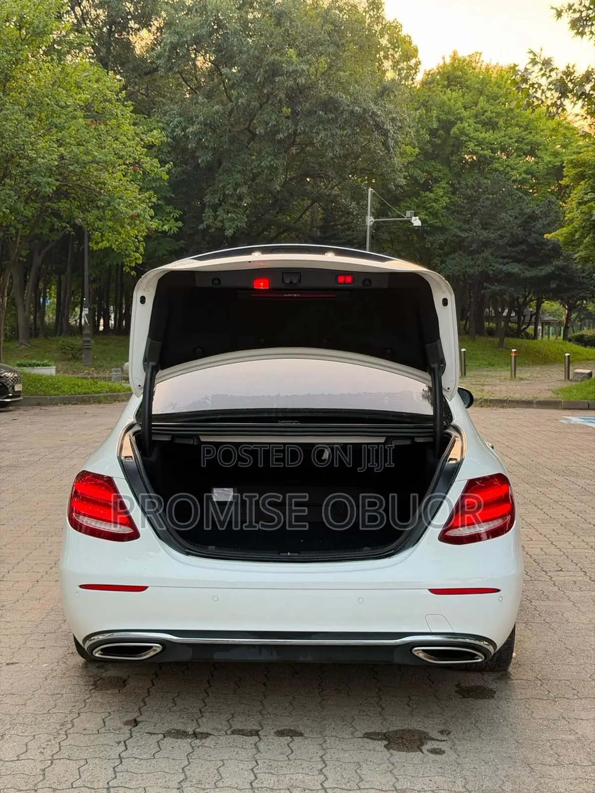 Mercedes-Benz C300 Base C300 AWD 4MATIC Sedan 2018 Off white