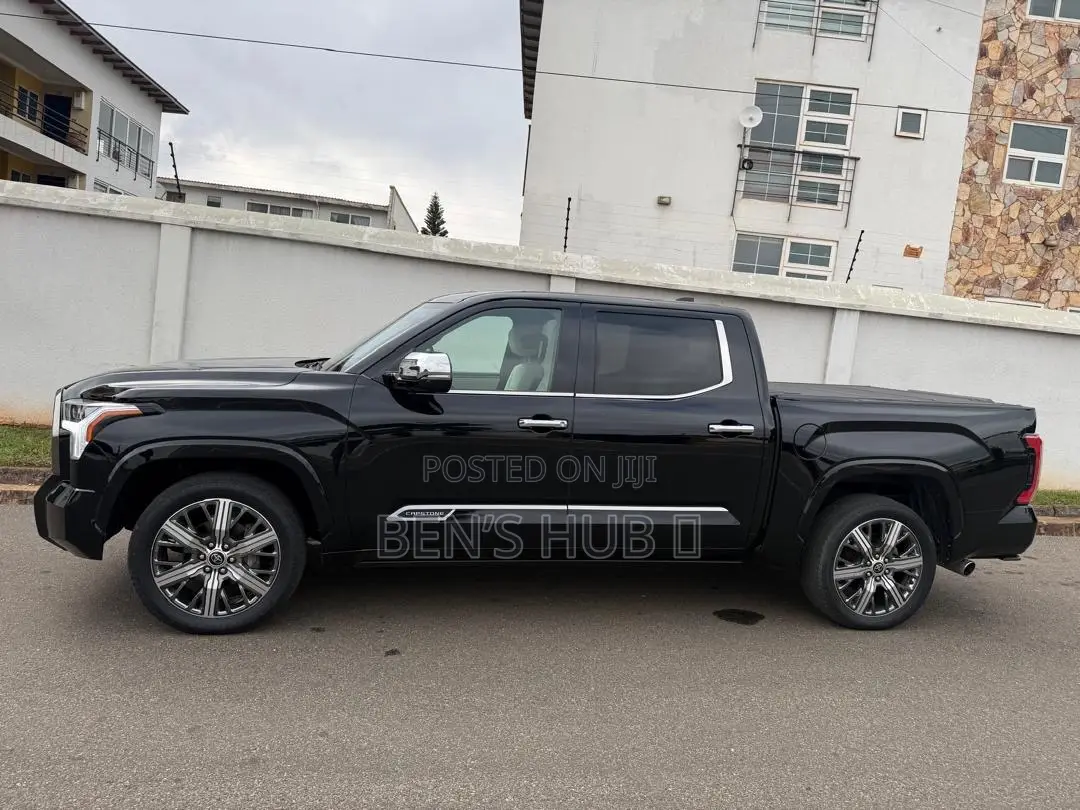 Toyota Tundra Hybrid 2023 Blue