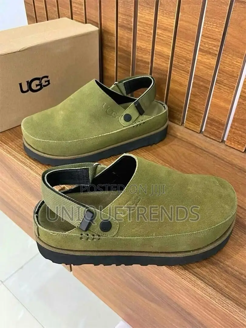 Original UGG Goldencoast Clogs Slip-Ons (Green)