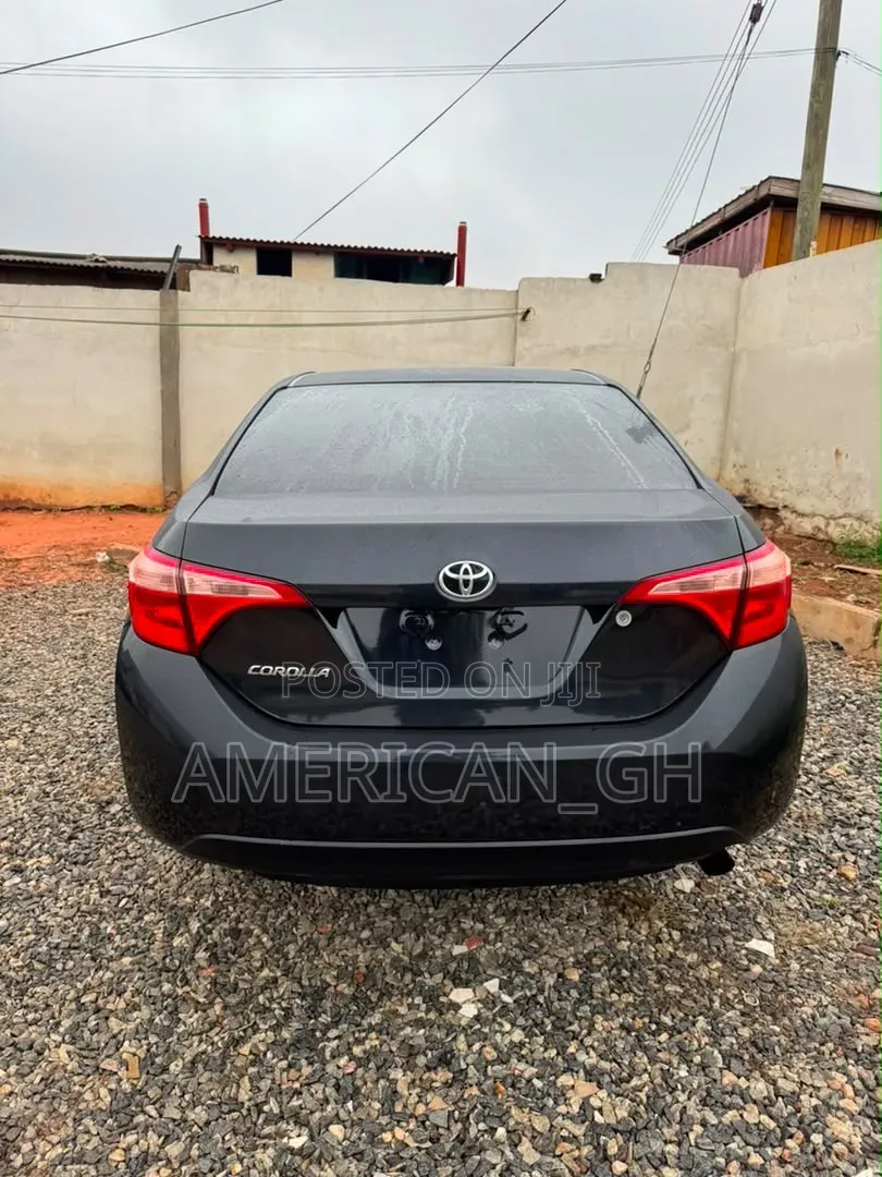 Toyota Corolla 2019 Black