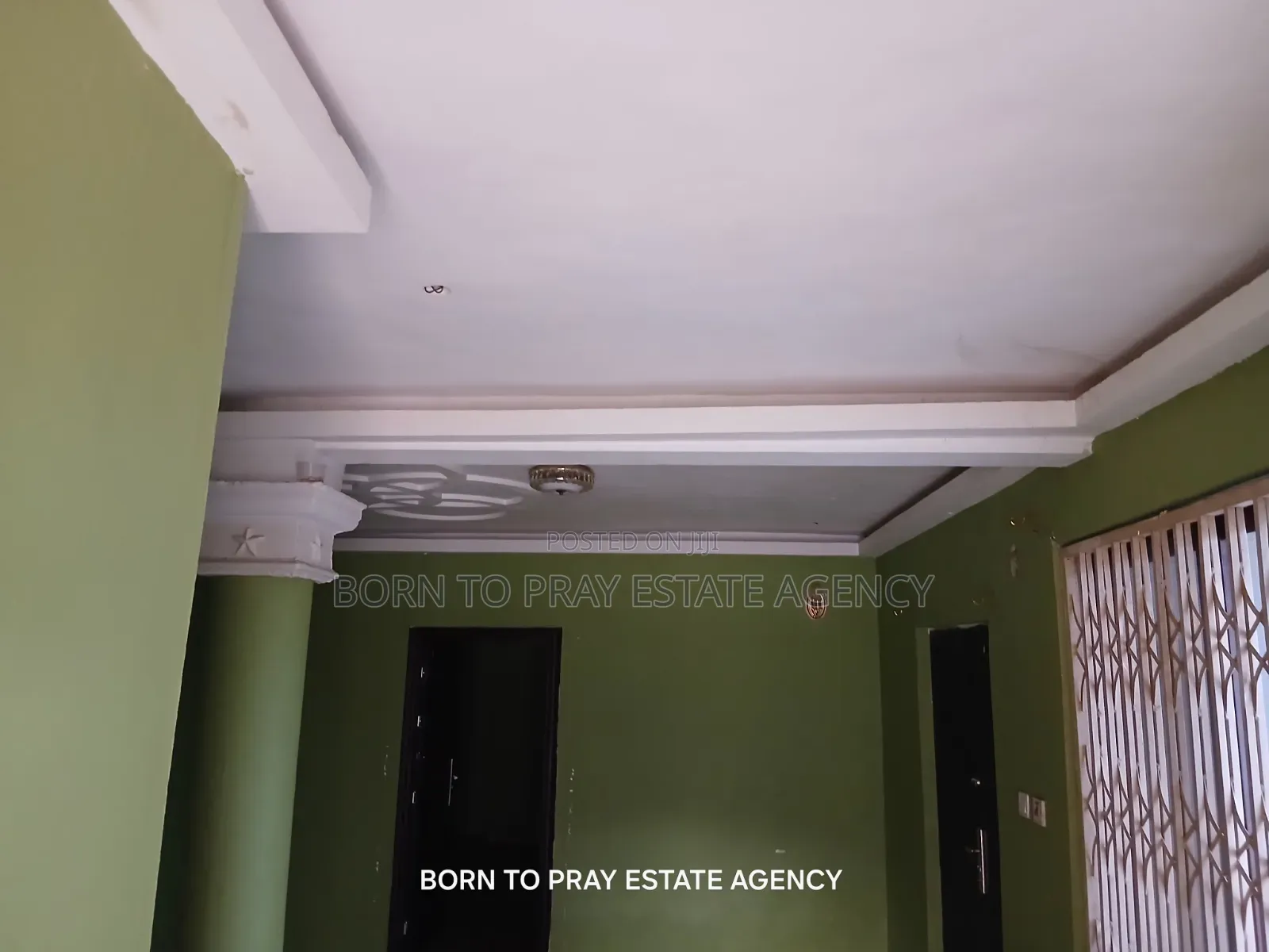 2bdrm Apartment in Born To Pray Estate, Ejisu-Juaben Municipal for rent