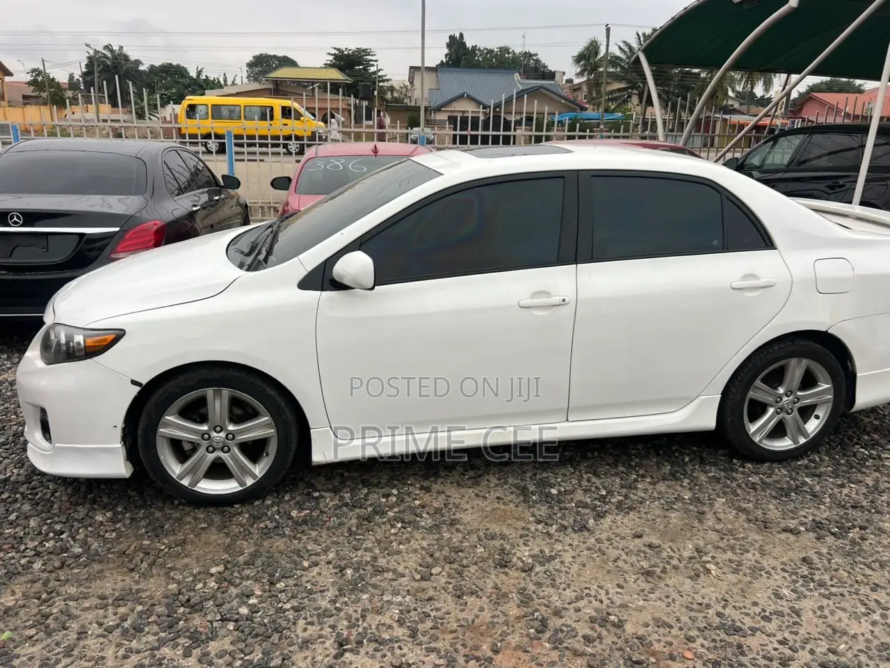 Toyota Corolla 2013 White