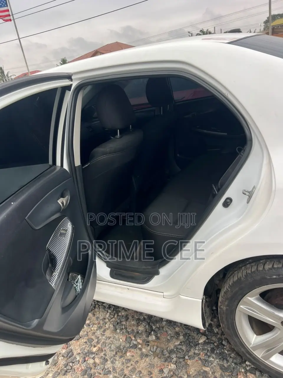 Toyota Corolla 2013 White