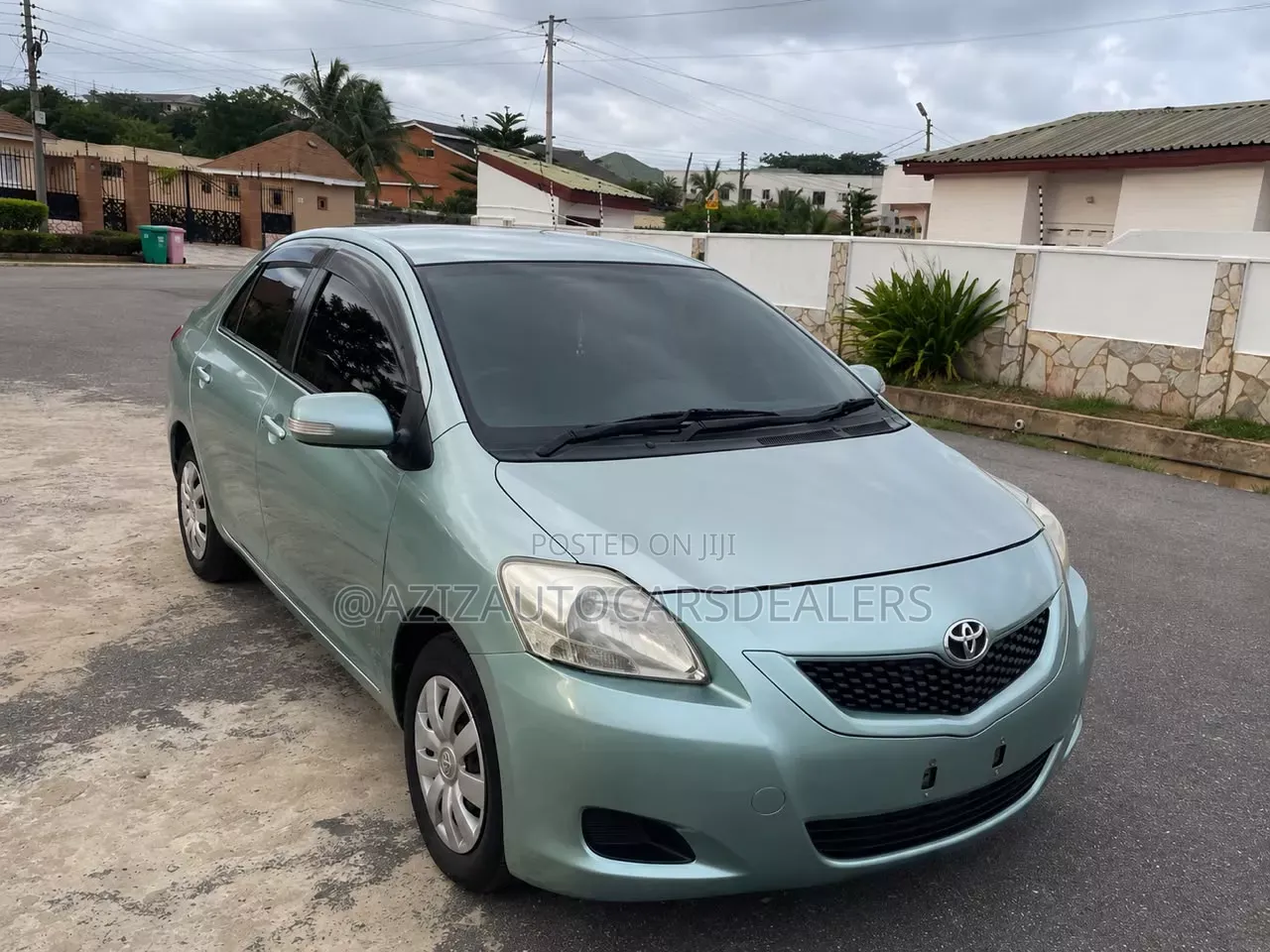 Toyota Belta 2010 Green