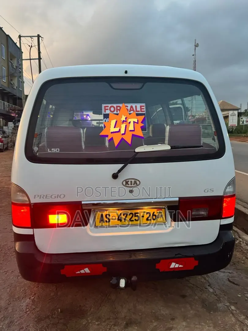 Kia Pregio 2006 White