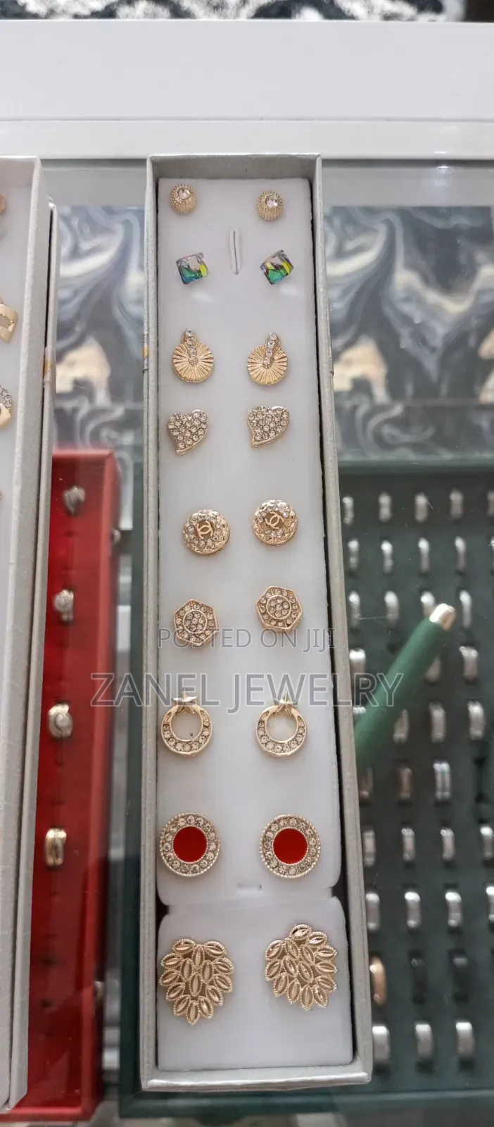 Ladies Stud Earrings