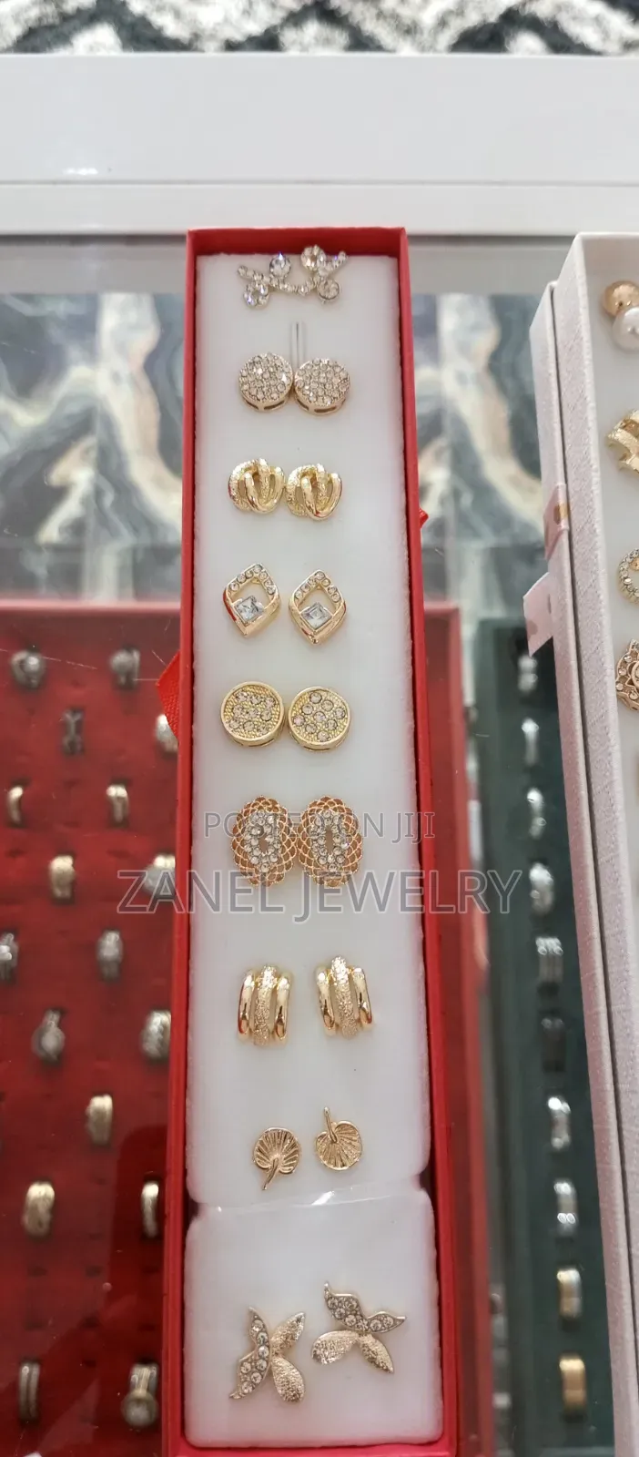 Ladies Stud Earrings