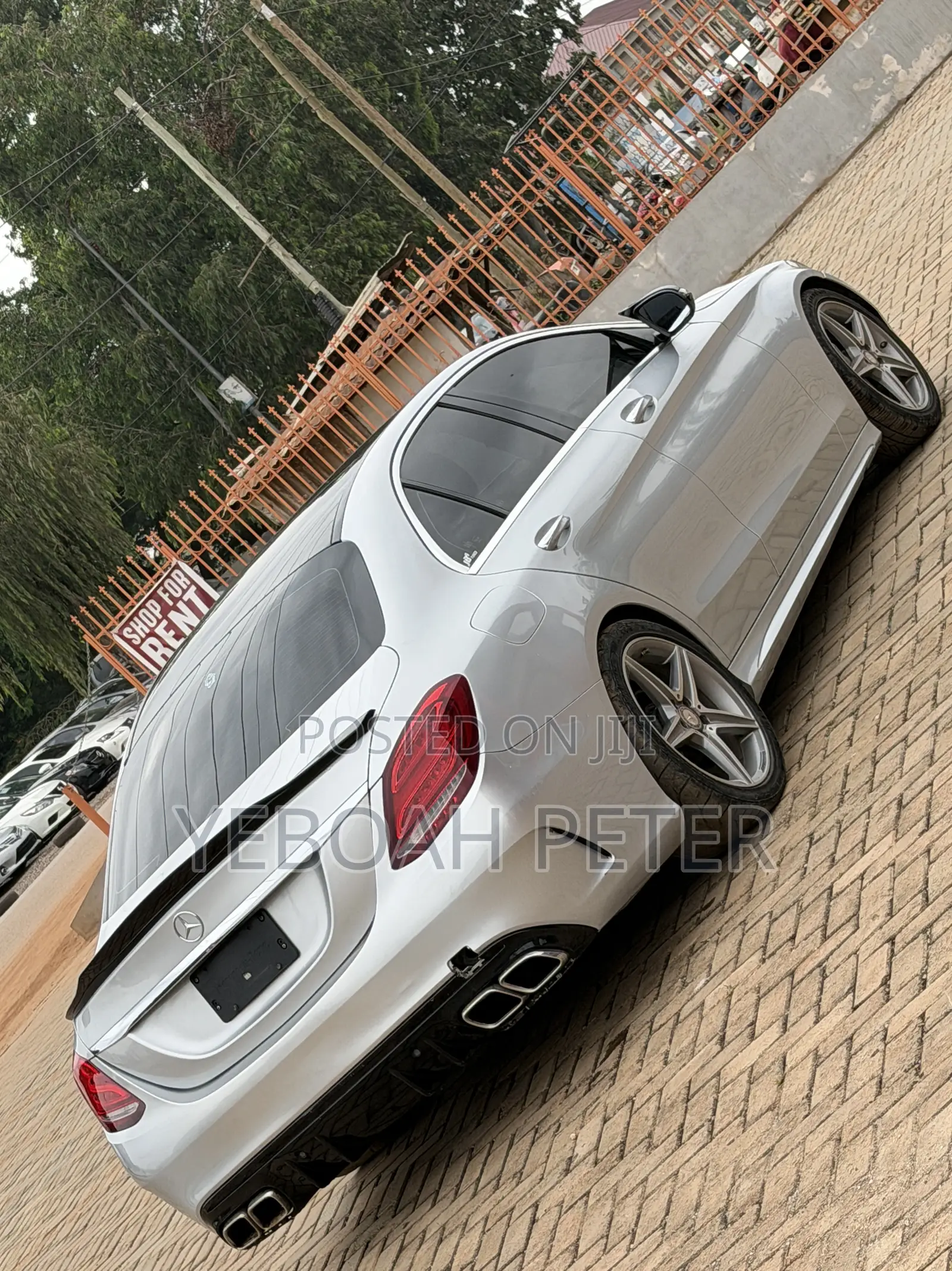 Mercedes-Benz C300 2018 Silver