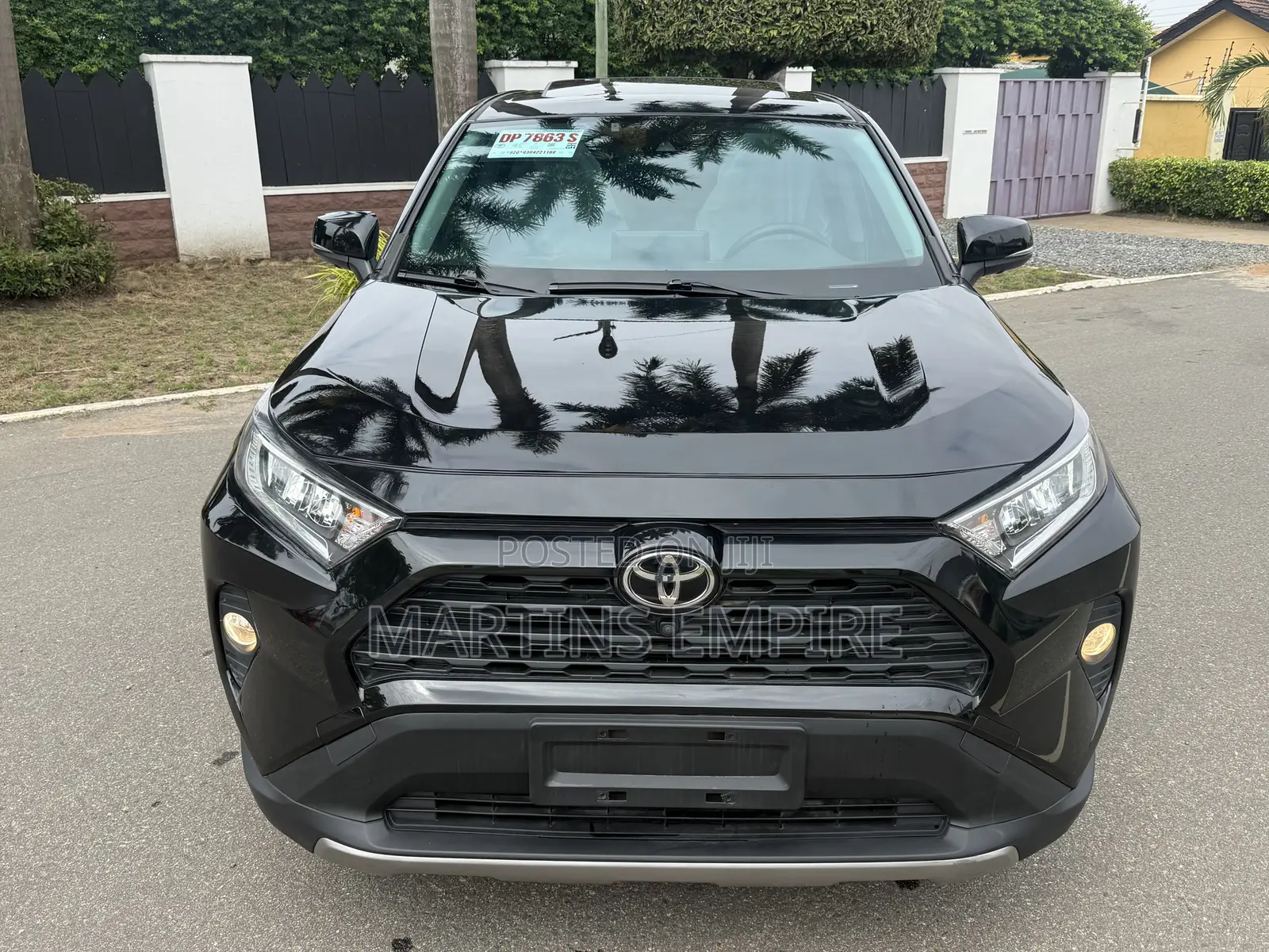 Toyota RAV4 XLE FWD 2023 Black