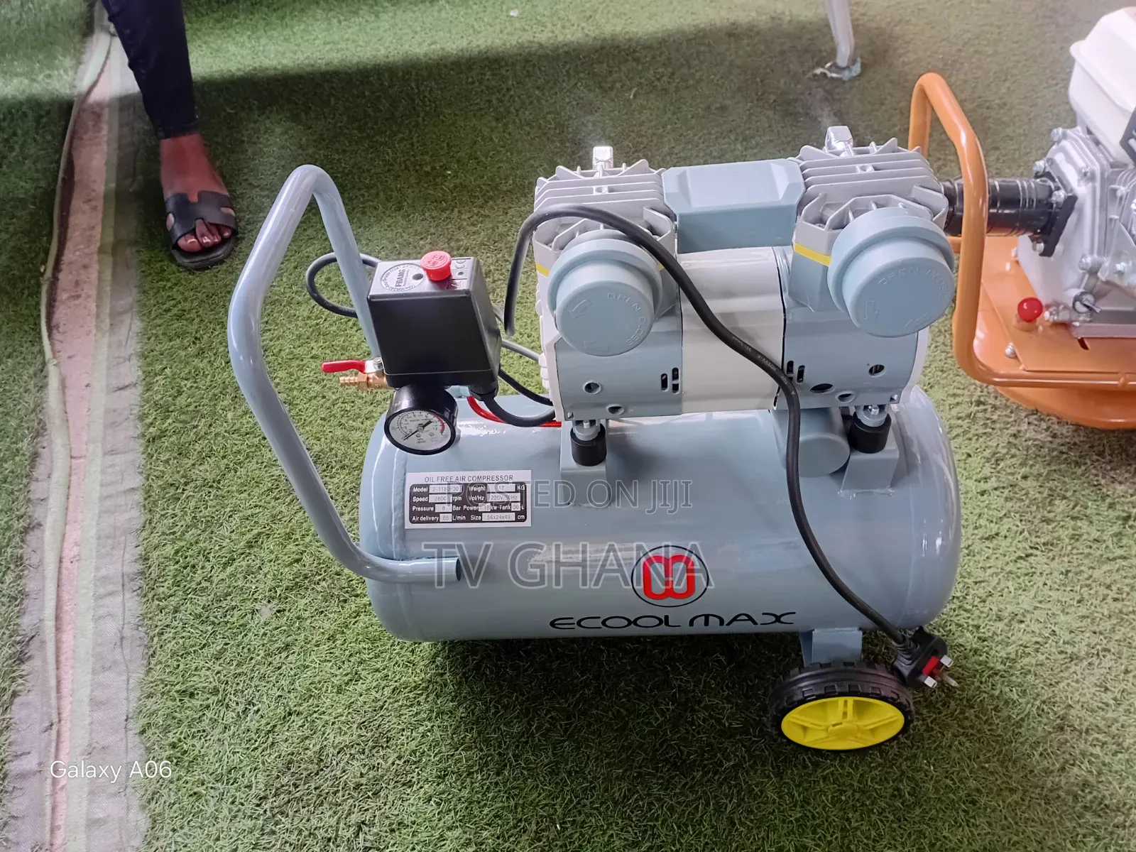 Free 30L Portable Compressor – Multi-Purpose Air Machine30L