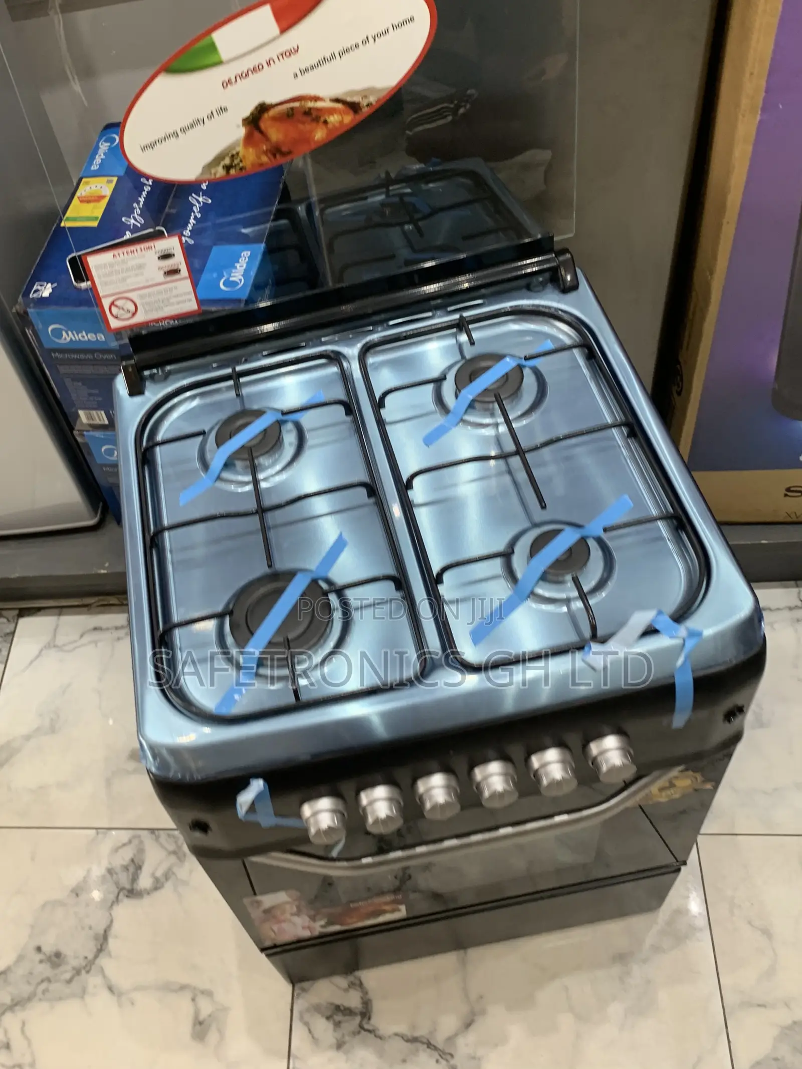Super Exclusive Black Ferre 60X60 4 Burner Gas Cooker, Auto Ignition