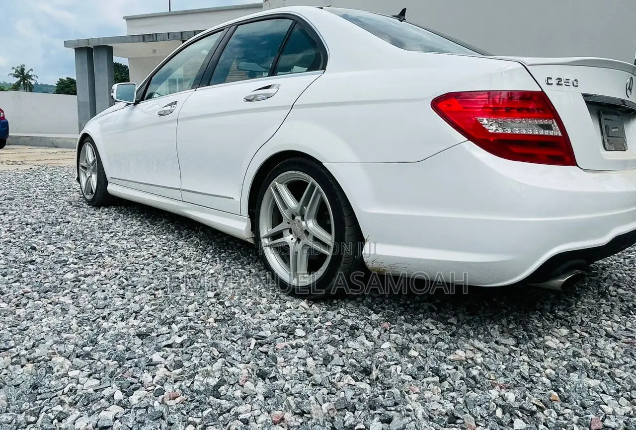 Mercedes-Benz C250 2013 White