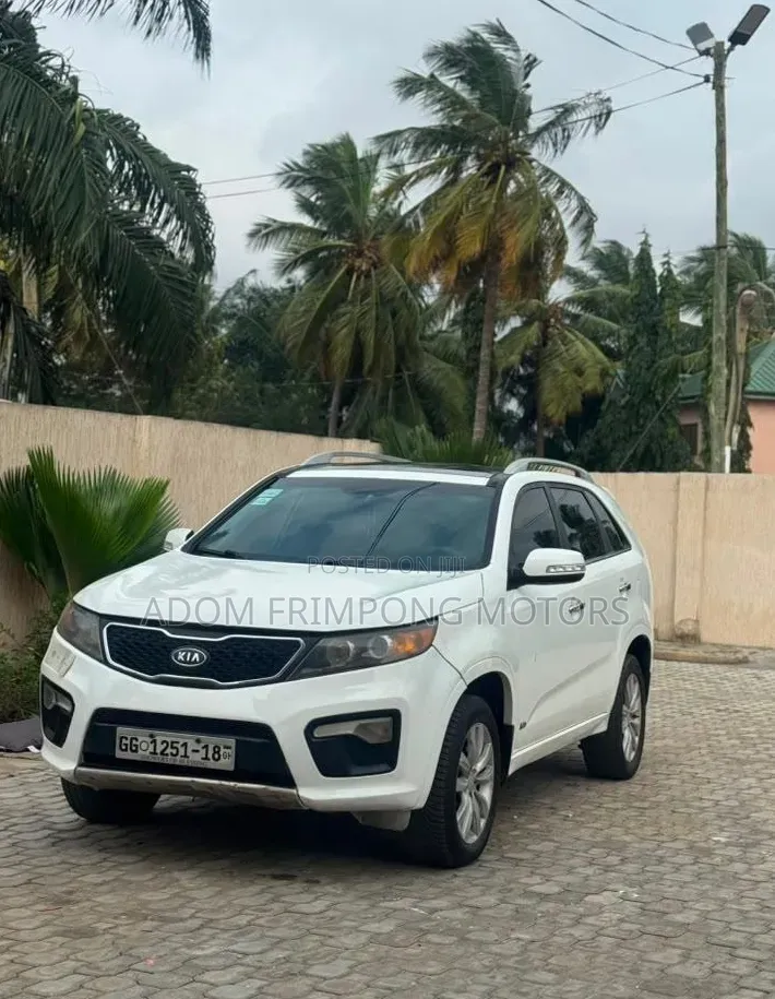 Kia Sorento 2012 White
