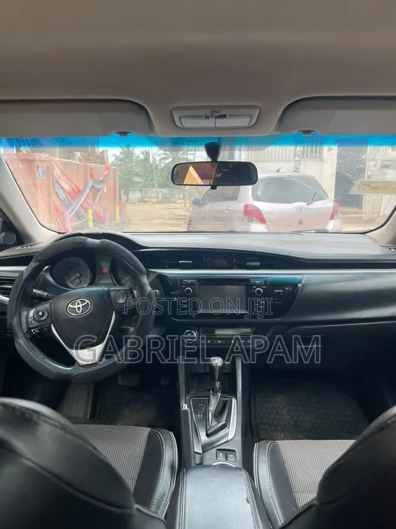 Toyota Corolla 2016 Silver