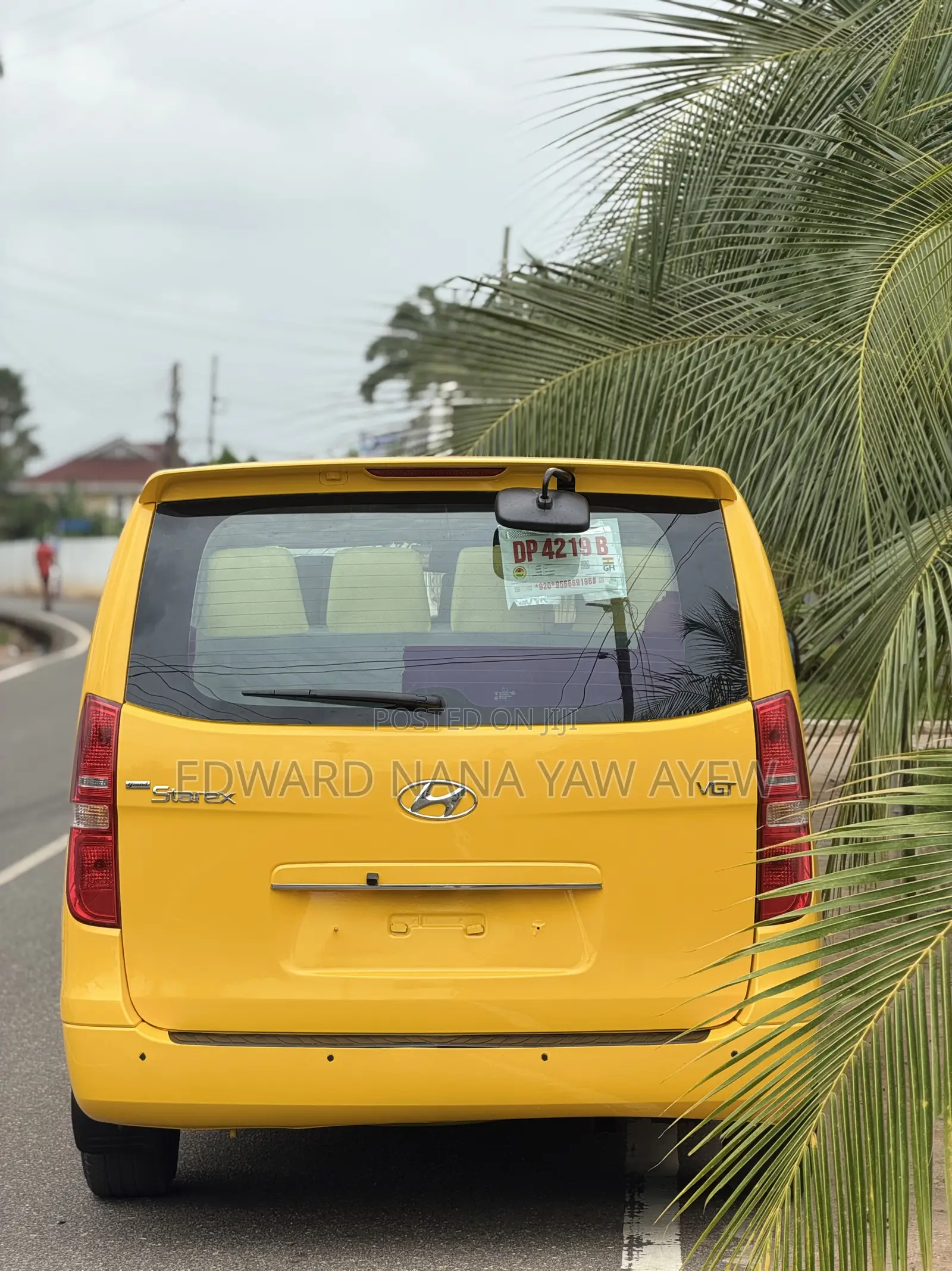 Hyundai Starex 2016 Yellow