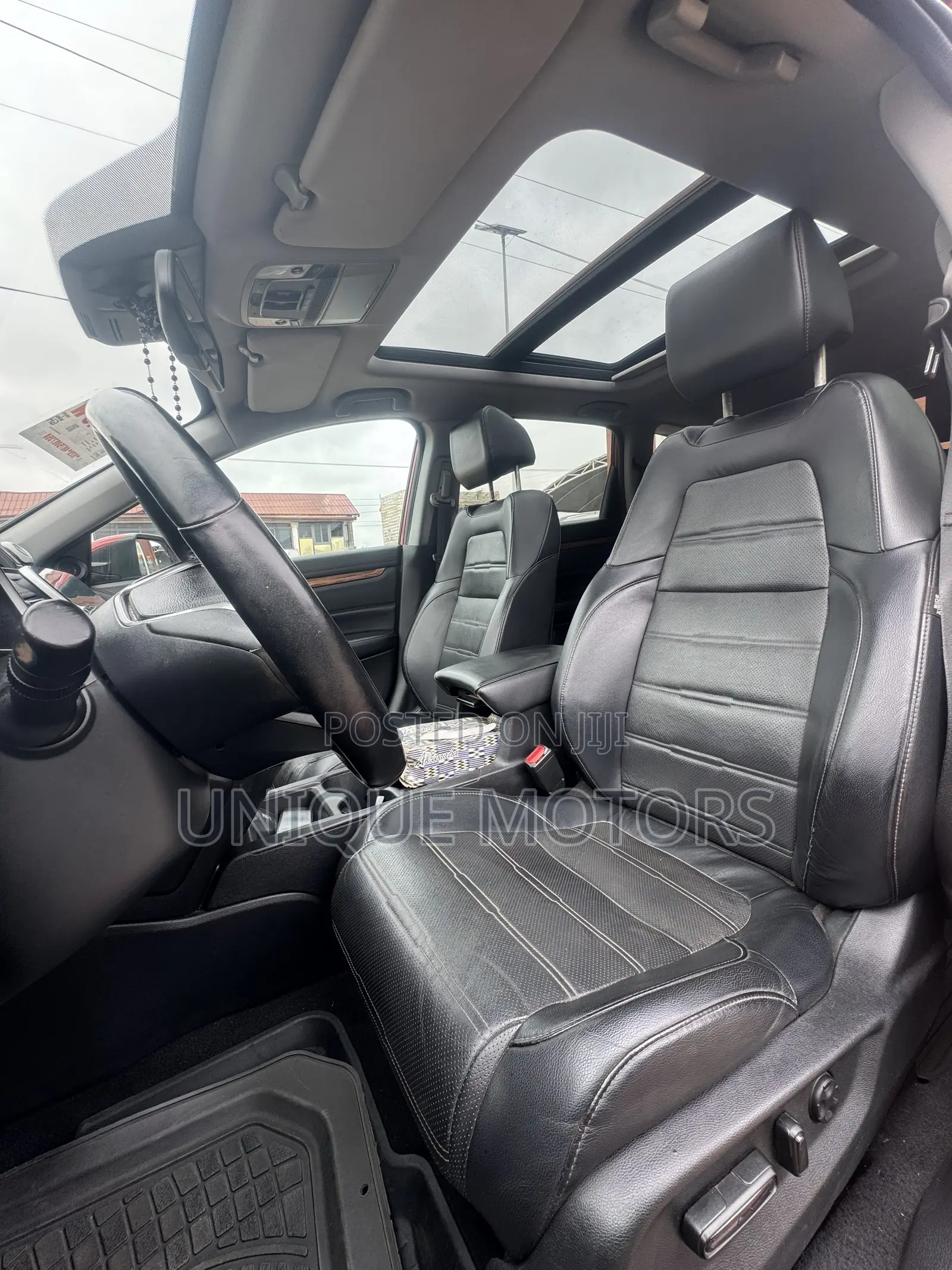 Honda CR-V Touring AWD 2018 Red