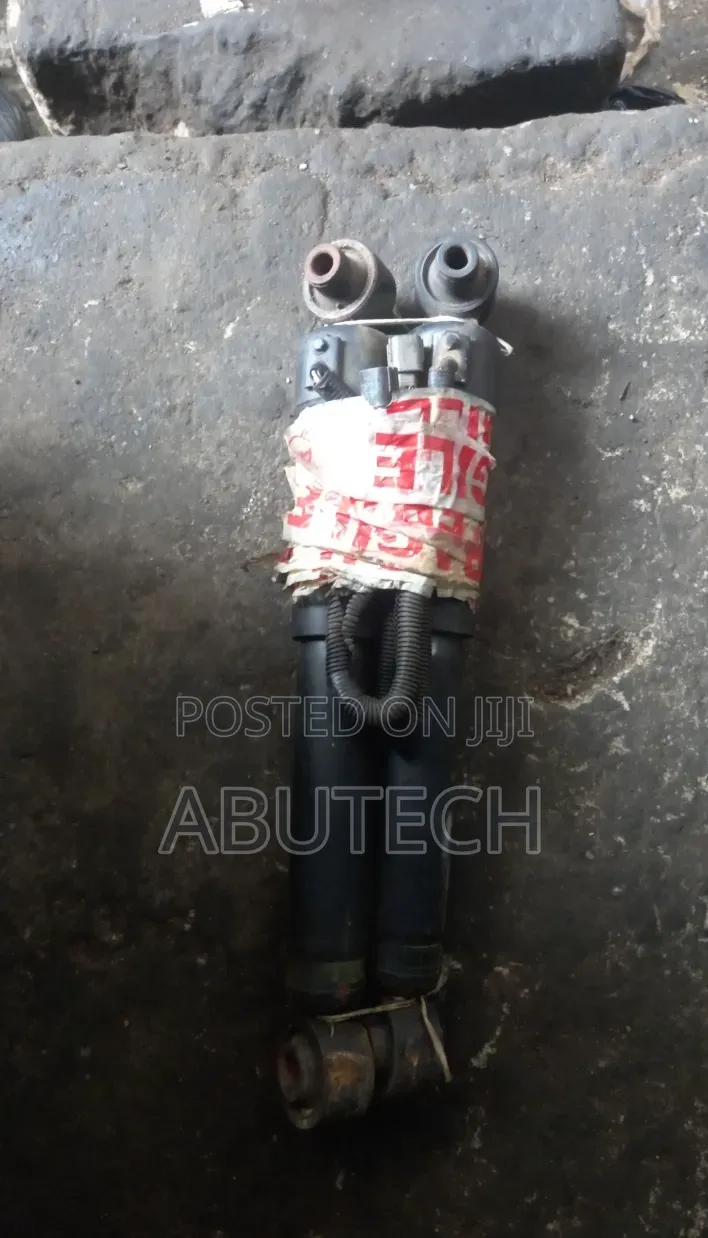 Back Shock Toyota Sequia 2010, 2012, 2013, 2015, 2017, 2018, 2020