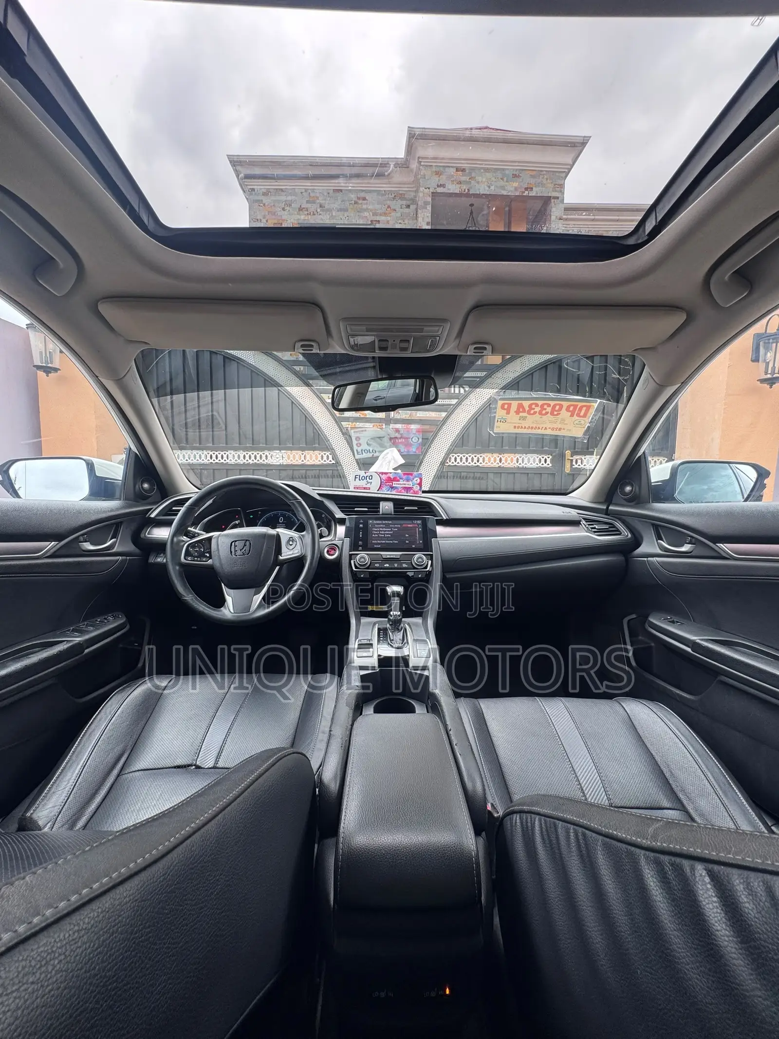 Honda Civic Touring 4dr Sedan (1.5L 4cyl) 2016 White