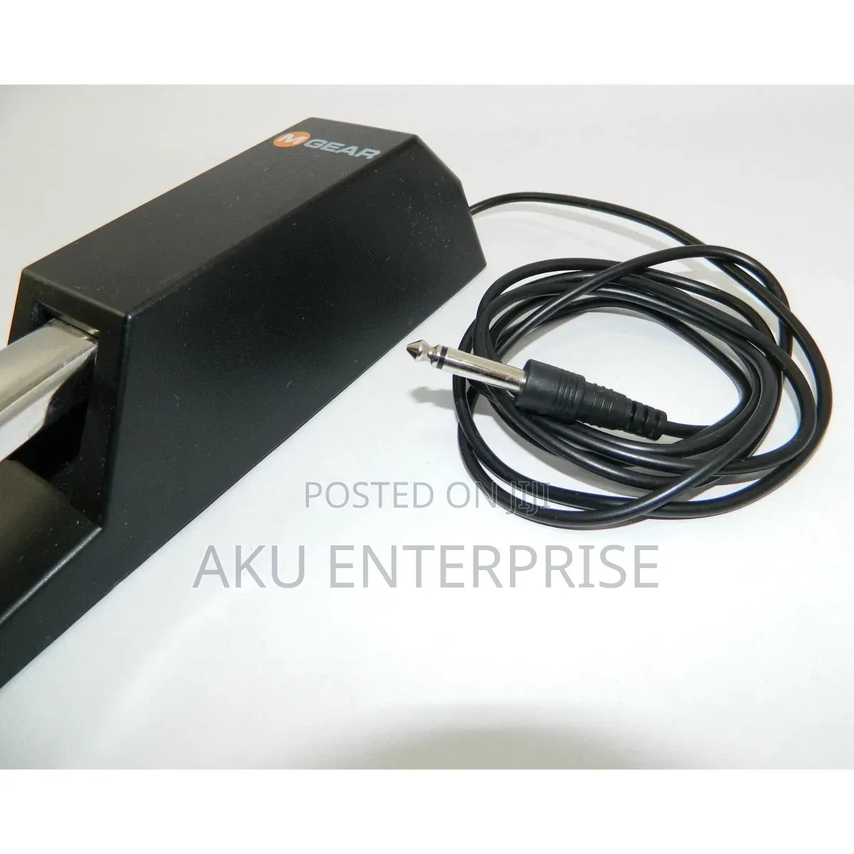M-Audio M Gear SP-2 Universal Electronic Keyboard Piano Sustain Pedal