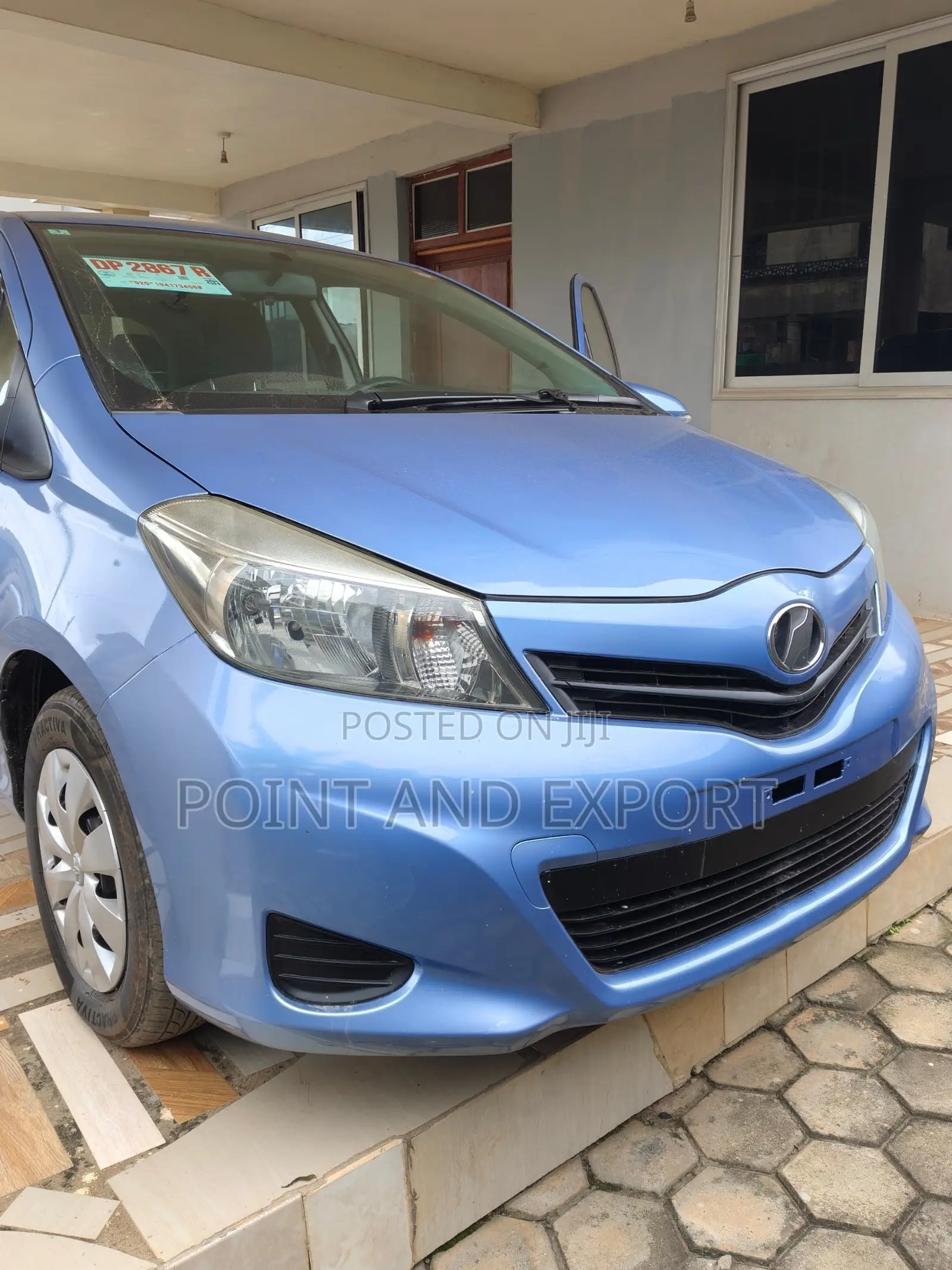 Toyota Vitz 1.3 FWD 5dr 2014 Blue